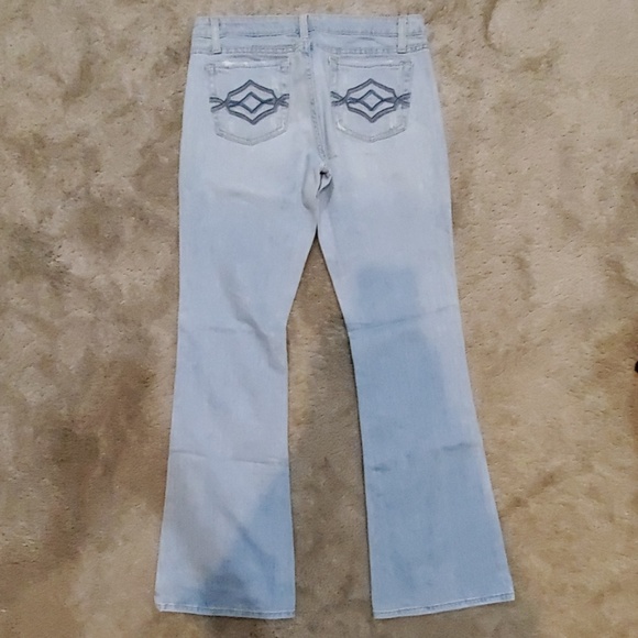 Jeans - Picture 2 of 4